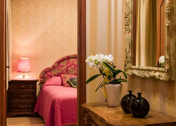 Lover's Nest In San Marco Square
